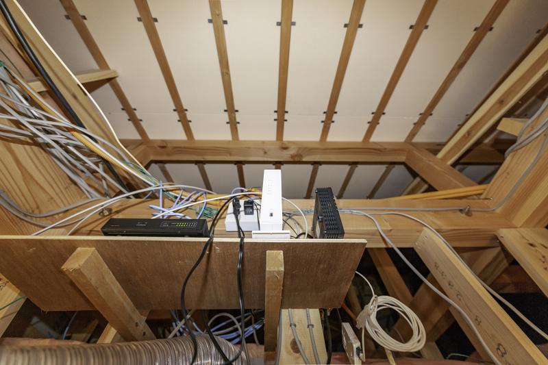 一軒家で有線LANを各部屋に引く方法